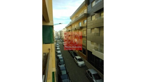 Apartamento T3 para Venda em Póvoa de Varzim, Beiriz e Argivai