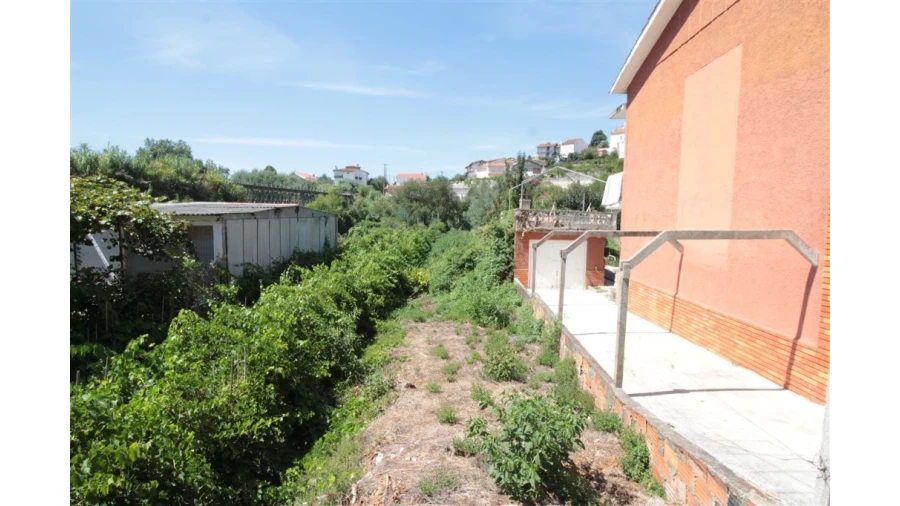 Terreno para Venda em Ceira Foto 2