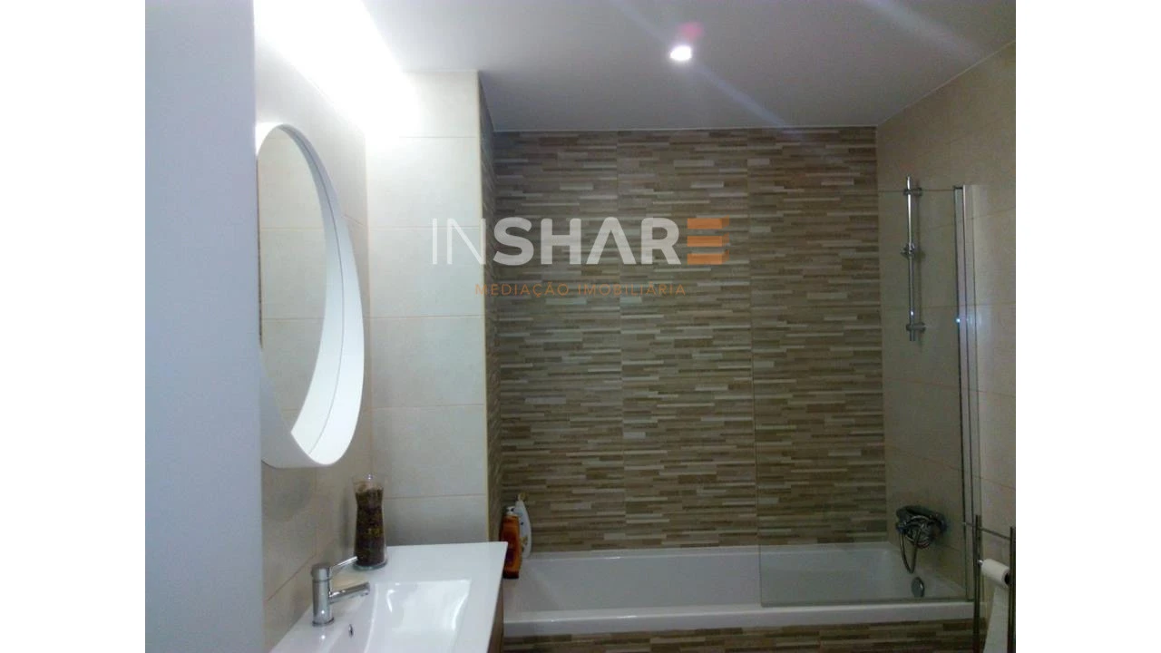 Moradia T3 para Venda em Vila de Prado Foto 7