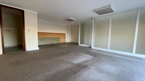 Loja para Venda em São Martinho do Bispo e Ribeira de Frades