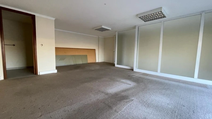 Loja para Venda em São Martinho do Bispo e Ribeira de Frades Foto 5