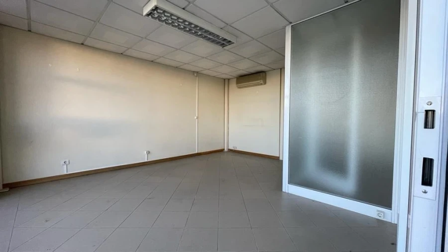 Loja para Venda em São Martinho do Bispo e Ribeira de Frades