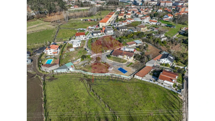 Moradia T4 para Venda em Vila Verde e Barbudo Foto 33