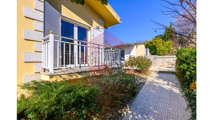 Moradia T4 para Venda em Vila Verde e Barbudo Foto 18