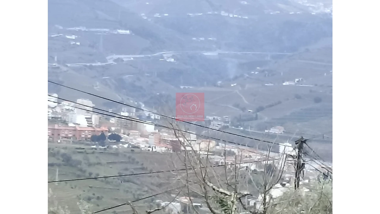 Terreno para Venda em Peso da Régua e Godim Foto 3