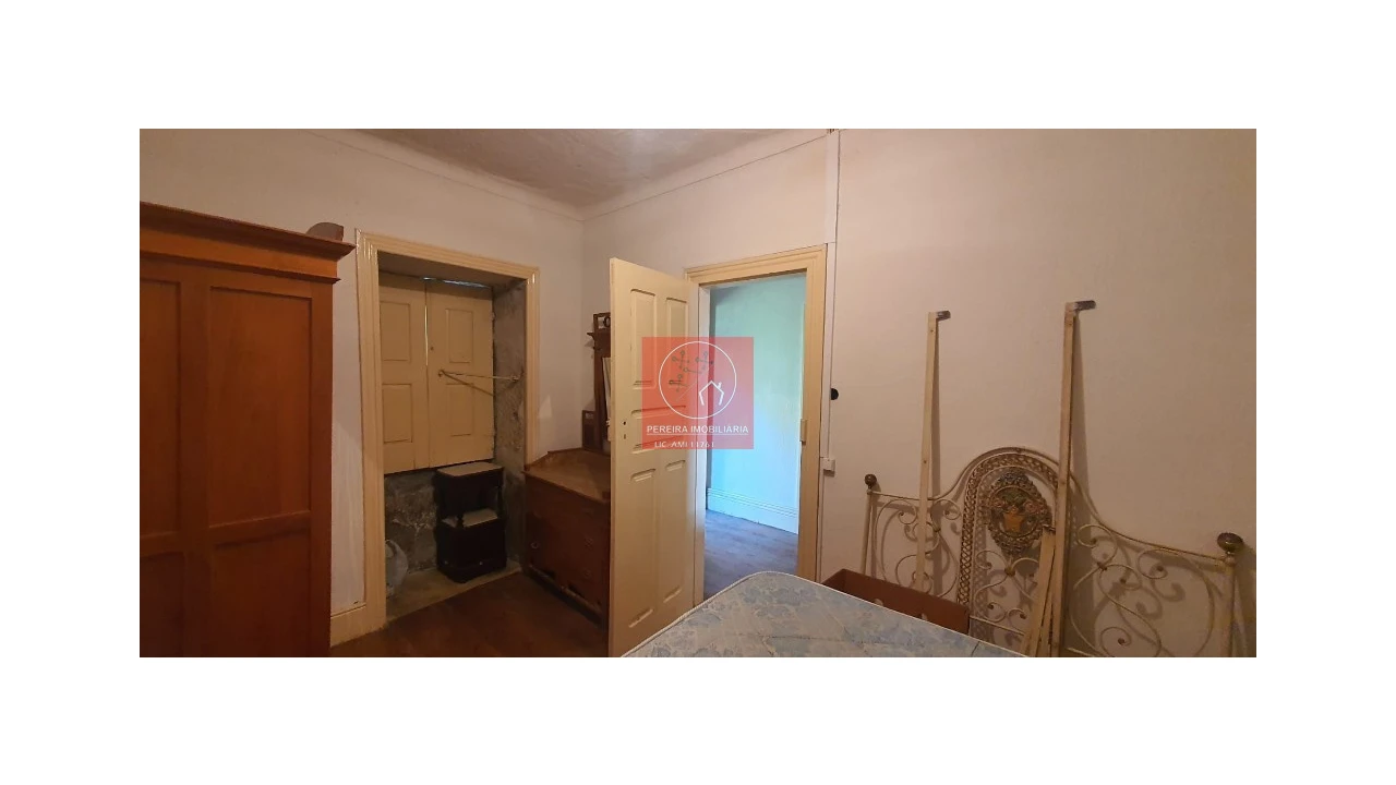 Quinta T4 para Venda em Vila Marim Foto 18