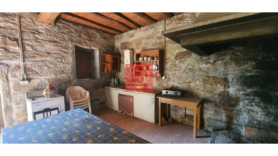 Quinta T4 para Venda em Vila Marim Foto 19