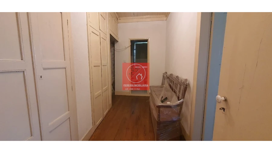 Quinta T4 para Venda em Vila Marim Foto 17