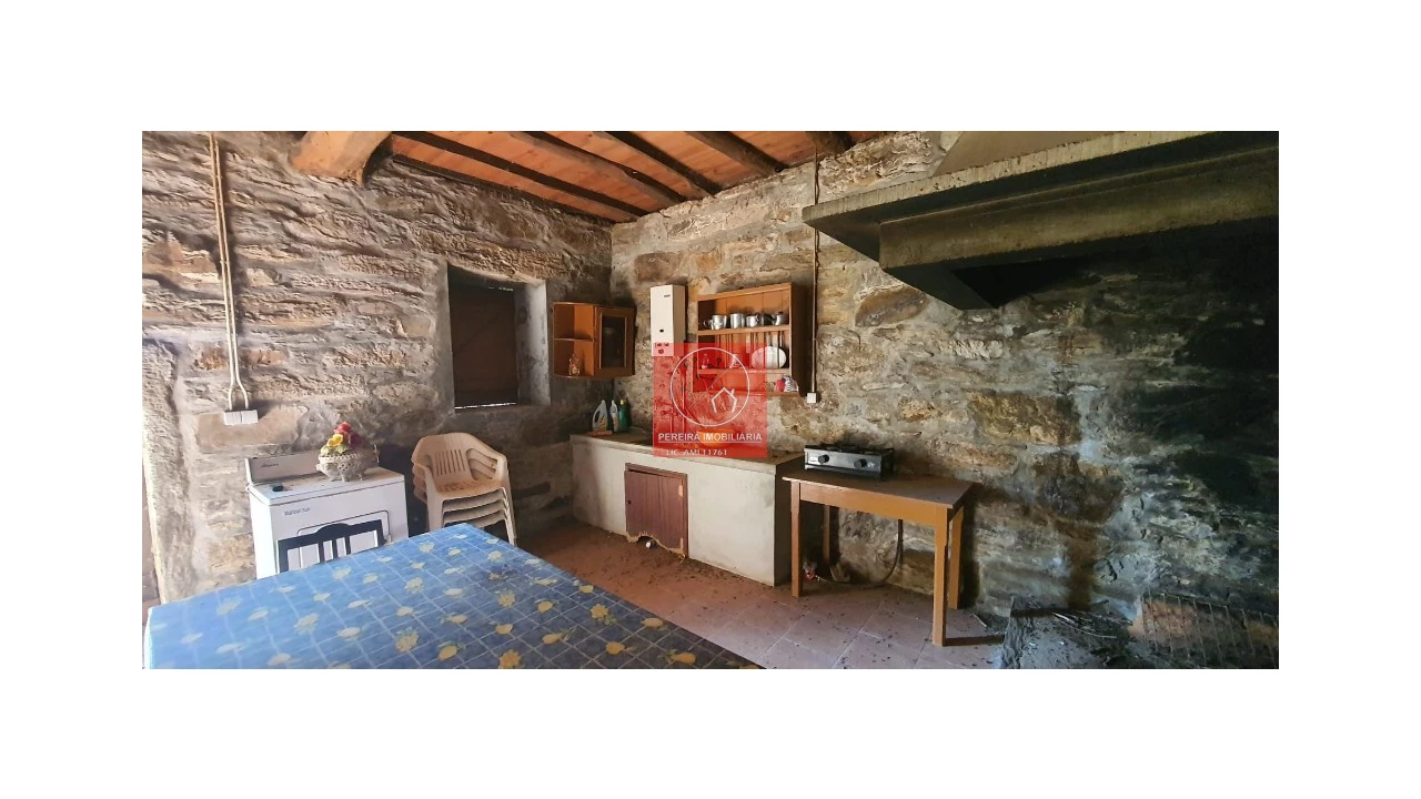 Quinta T4 para Venda em Vila Marim Foto 19