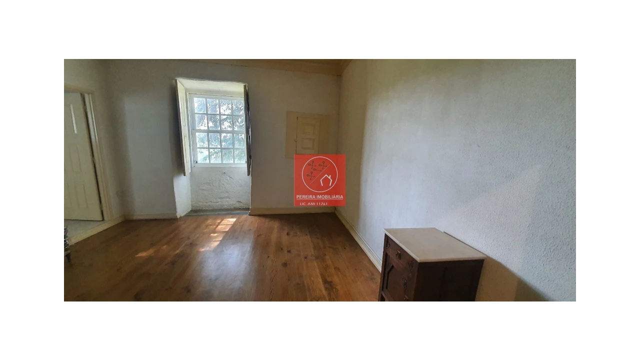 Quinta T4 para Venda em Vila Marim Foto 11