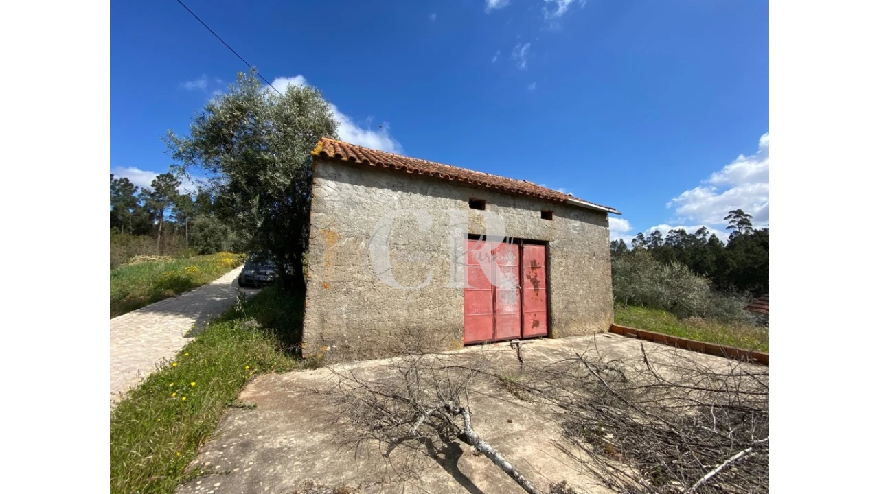 Moradia T2 para Venda em Podentes Foto 40