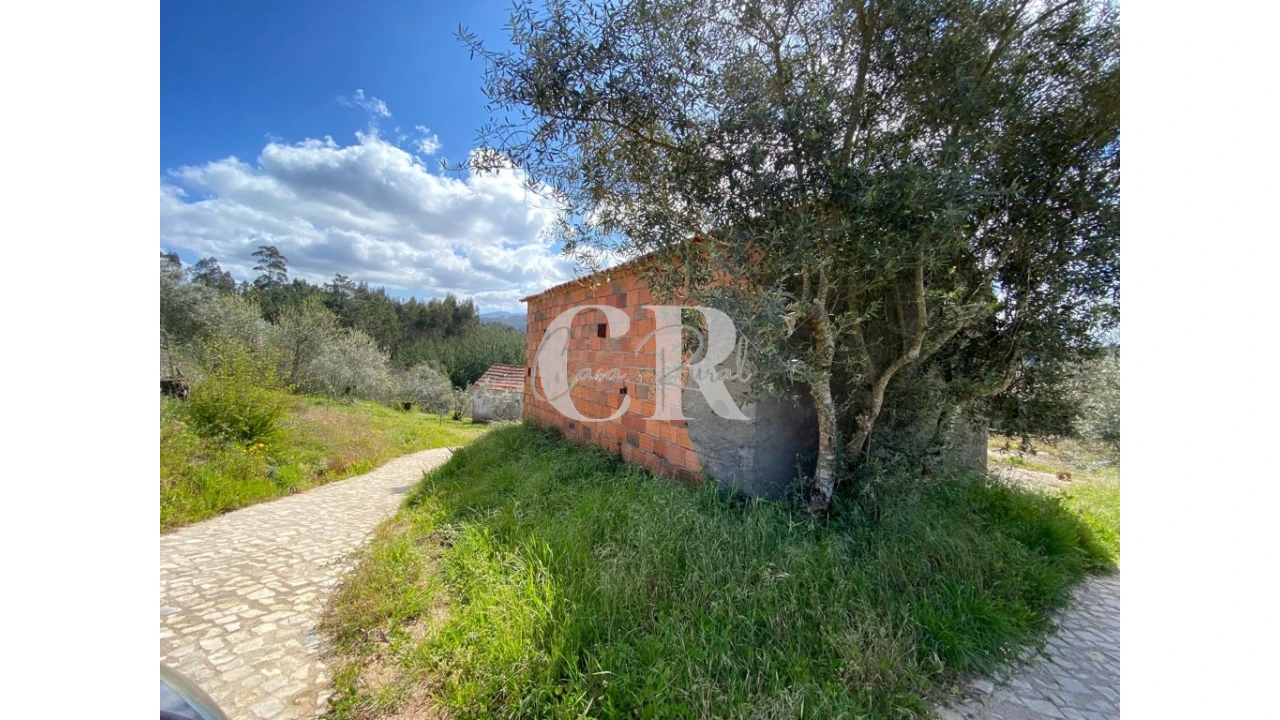 Moradia T2 para Venda em Podentes Foto 39