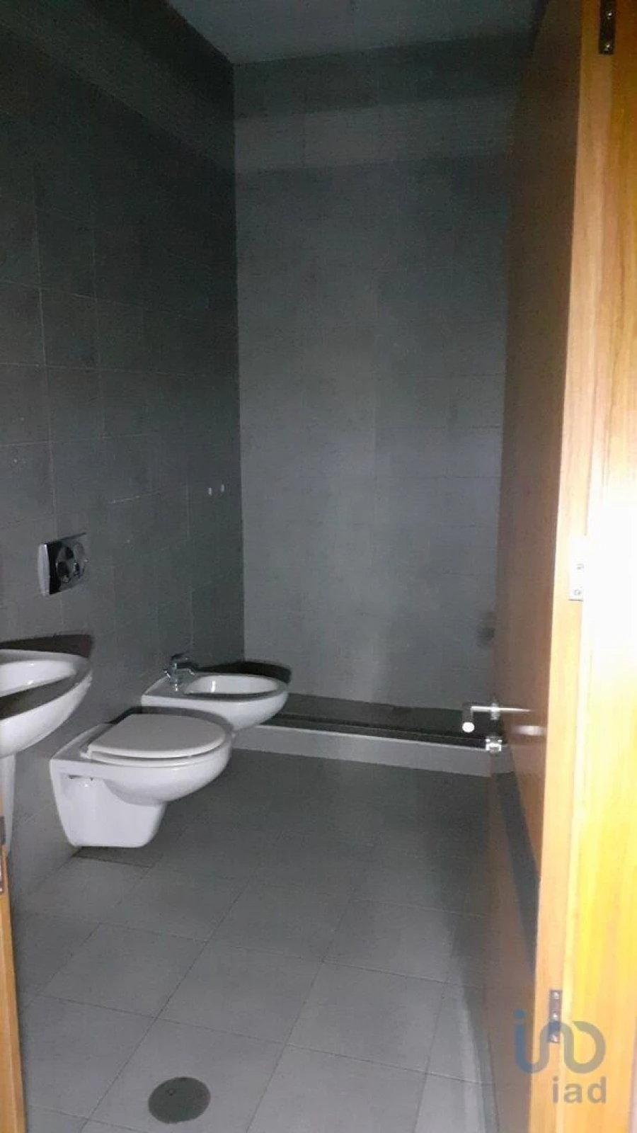 Loja para Arrendamento em Requeixo, Nossa Senhora de Fátima e Nariz Foto 7