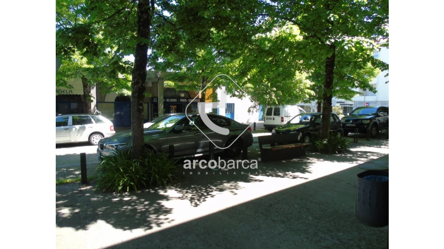 Loja para Venda em Paredes de Coura e Resende Foto 3