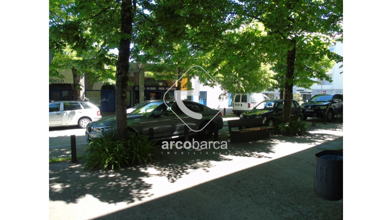 Loja para Venda em Paredes de Coura e Resende Foto 3