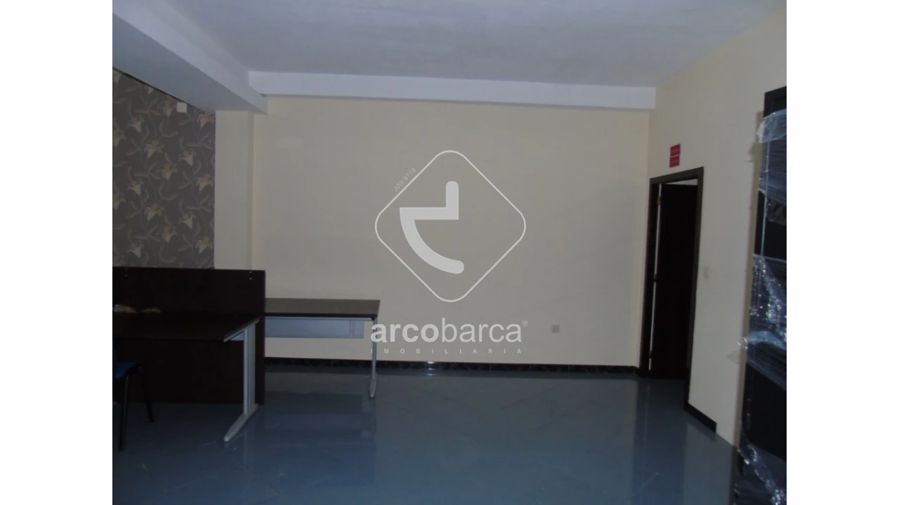 Loja para Venda em Paredes de Coura e Resende Foto 5