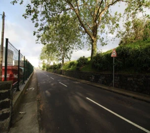 Terreno para Venda em Ponta Delgada (São Pedro)