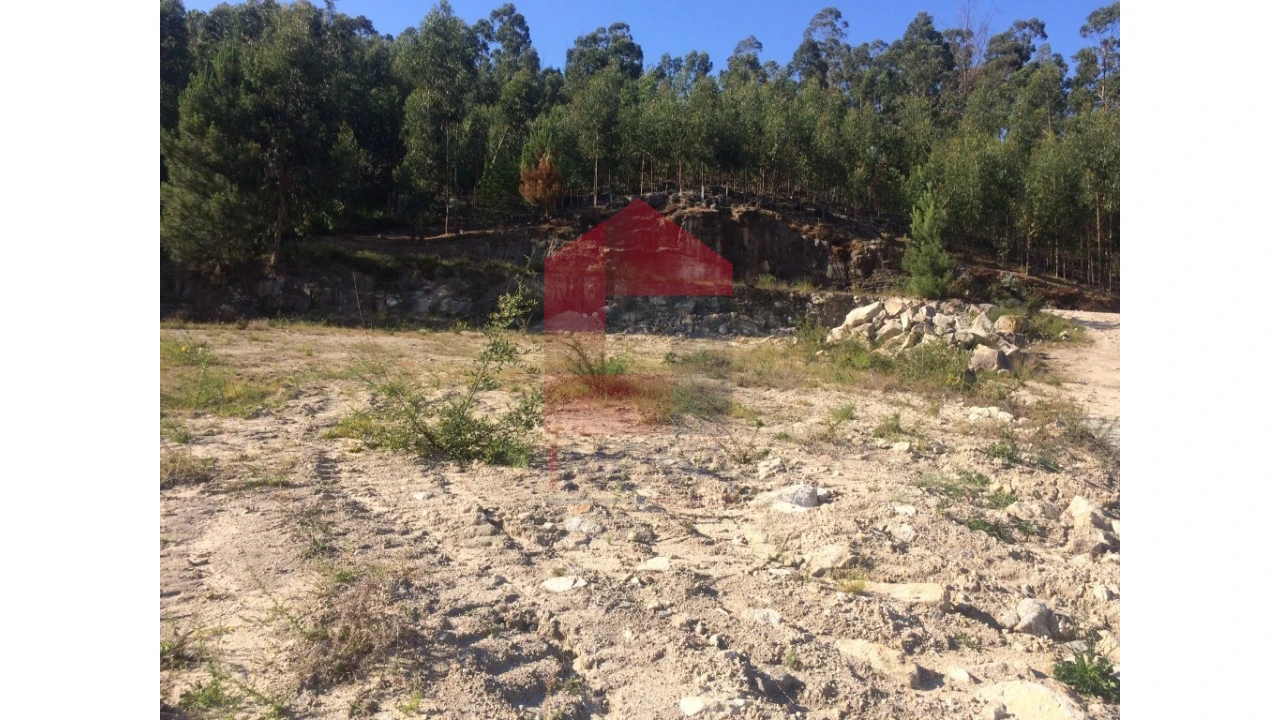 Terreno para Venda em Oriz (Santa Marinha) e Oriz (São Miguel) Foto 4