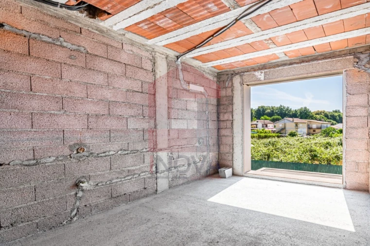 Moradia T3 para Venda em Vila Verde e Barbudo Foto 12