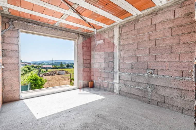 Moradia T3 para Venda em Vila Verde e Barbudo Foto 13