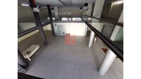 Loja para Venda em Subportela, Deocriste e Portela Susã