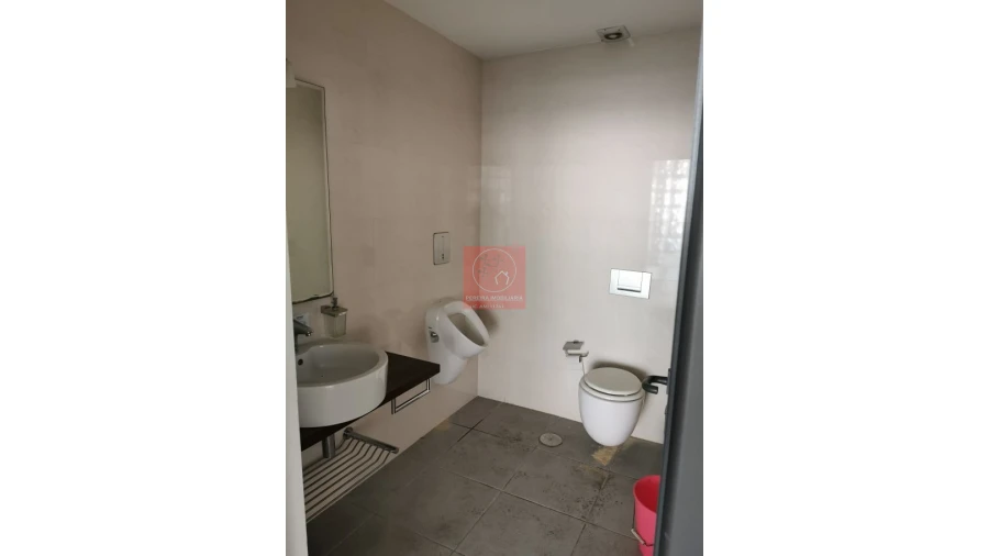 Loja para Venda em Subportela, Deocriste e Portela Susã Foto 9