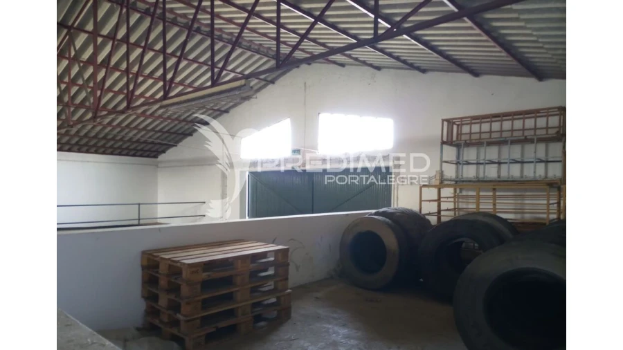 Armazém para Arrendamento em Alter do Chão Foto 5
