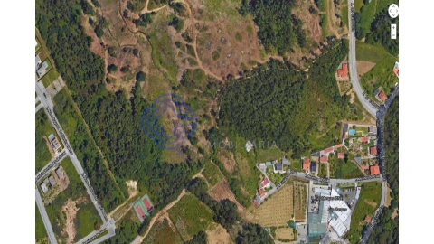 Terreno para Venda em Grijó e Sermonde