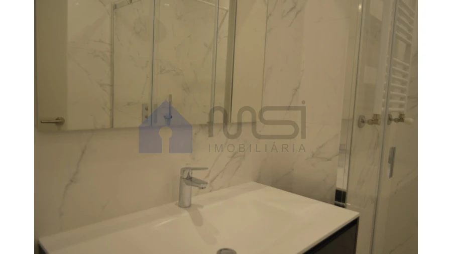 Apartamento T3 para Venda em Matosinhos e Leça da Palmeira Foto 5