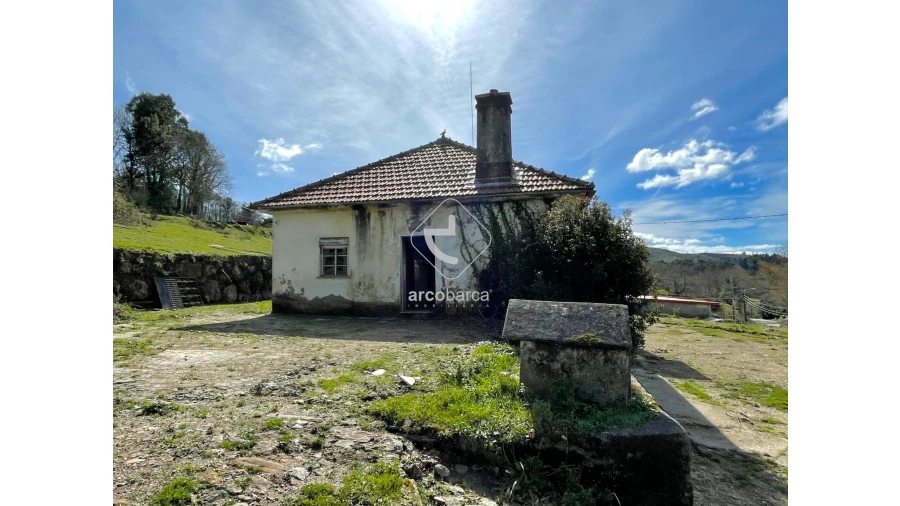 Moradia T2 para Venda em Vascões Foto 7