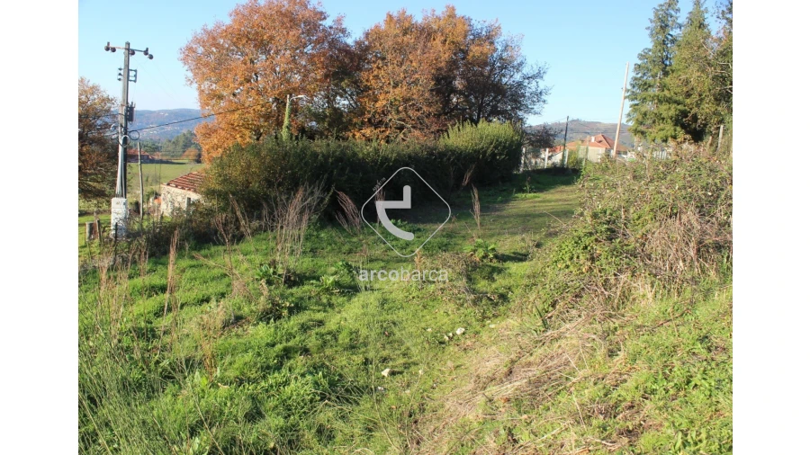 Moradia T2 para Venda em Vascões Foto 24