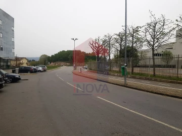 Terreno para Venda em Vila Verde e Barbudo