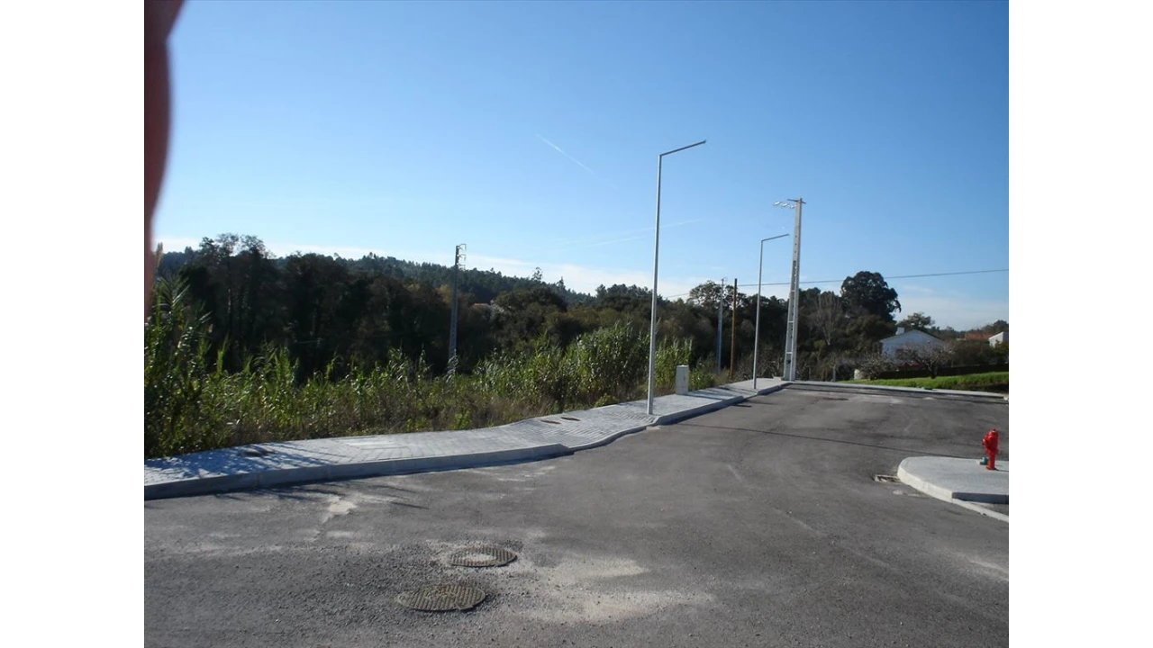 Terreno para Venda em Marrazes e Barosa Foto 2