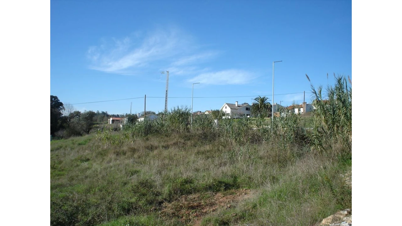 Terreno para Venda em Marrazes e Barosa Foto 1