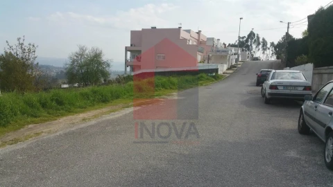 Terreno para Venda em Vila Verde e Barbudo