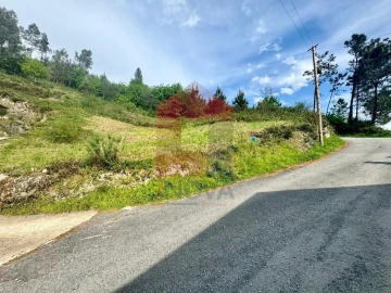 Terreno para Venda em Sande, Vilarinho, Barros e Gomide