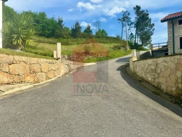 Terreno para Venda em Sande, Vilarinho, Barros e Gomide