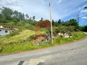 Terreno para Venda em Sande, Vilarinho, Barros e Gomide