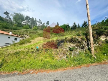 Terreno para Venda em Sande, Vilarinho, Barros e Gomide