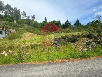Terreno para Venda em Sande, Vilarinho, Barros e Gomide