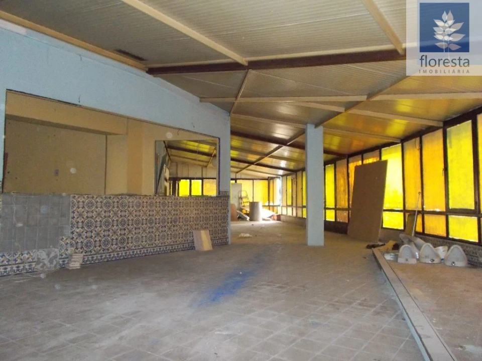 Loja para Venda em Braga (Maximinos, Sé e Cividade) Foto 10