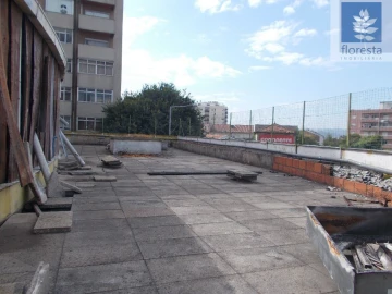 Loja para Venda em Braga (Maximinos, Sé e Cividade)