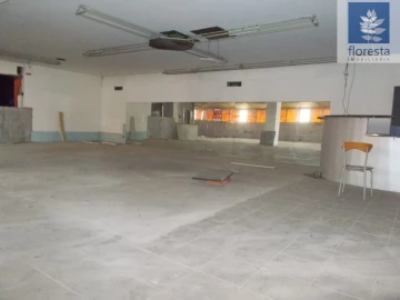 Loja para Venda em Braga (Maximinos, Sé e Cividade)