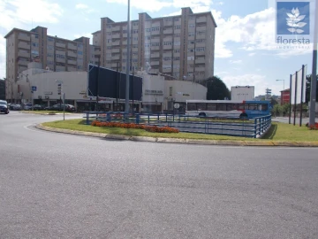 Loja para Venda em Braga (Maximinos, Sé e Cividade)