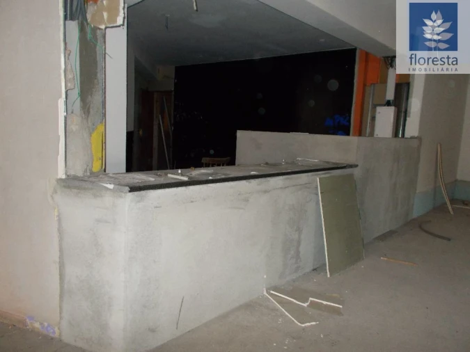 Loja para Venda em Braga (Maximinos, Sé e Cividade) Foto 15