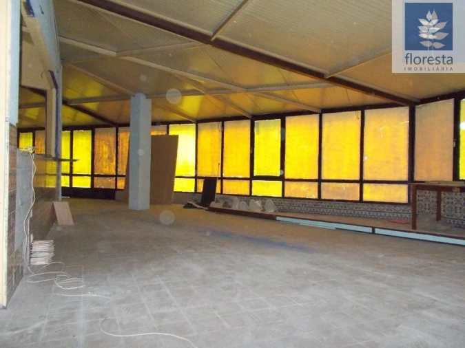 Loja para Venda em Braga (Maximinos, Sé e Cividade) Foto 11