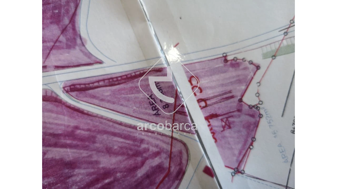 Terreno para Venda em Arcozelo Foto 14