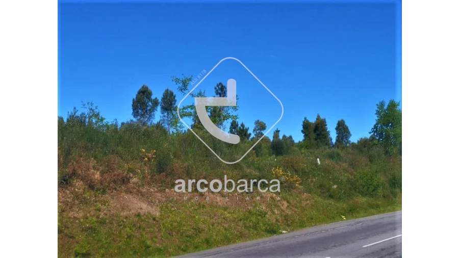 Terreno para Venda em Arcozelo Foto 2