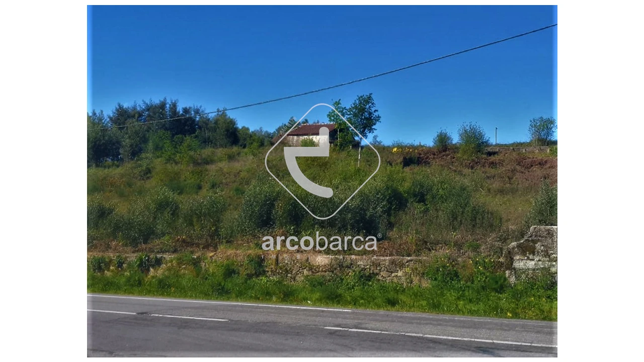 Terreno para Venda em Arcozelo Foto 4