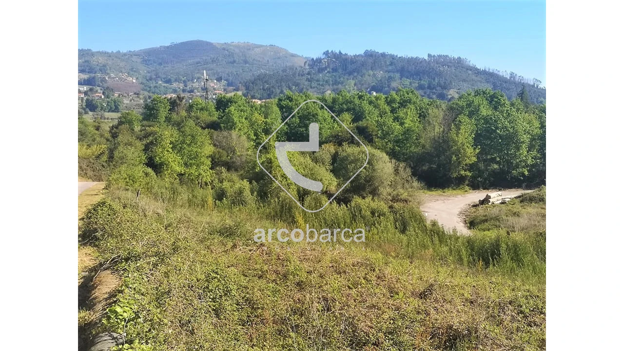 Terreno para Venda em Arcozelo Foto 5